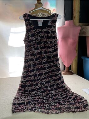 R&K Black Sleeveless Midi Dress with Pink Chain Print